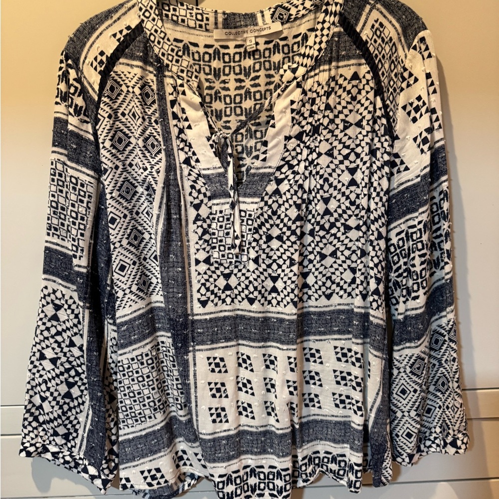 Navy and White Patterned Blouse